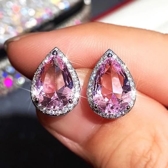 Jewelry - New Silver Drops Pink Diamond Earrings